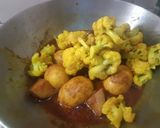 ফুলকপি দিয়ে হাঁসের ডিমের ডালনা (Fulkopi diye hanser dimer dalna recipe in Bengali) রেসিপি ধাপ - 4 ছবি
