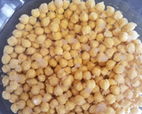 Foto del paso 1 de la receta: Garbanzos con bacalao al pimentón