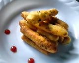 A picture of step 6 of Suji potato fingers.