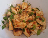 Foto del paso 2 de la receta: Ensalada de pollo agridulce, especial y plato único