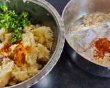 ब्रेड पकोडा (bread pakoda recipe in marathi) रेसिपी स्टेप 2 फोटो 