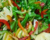Hình bước làm 1 của món Salad ớt chuông thịt bò