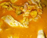 Foto langkah ke 4 dari resep 298. Ayam kella celok (ayam kuah kuning asam pedas).