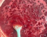 Foto langkah ke 3 dari resep Selai Strawberry Homemade.