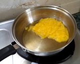 A picture of step 4 of Mango wheat halwa.