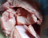 Foto langkah ke 1 dari resep Ayam goreng daun jeruk.