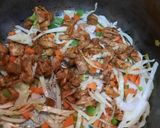 A picture of step 2 of Chicken Chowmein.