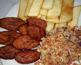 A picture of step 5 of Fried Yam, Ripe Plantain with Egg and Sardine Sauce.