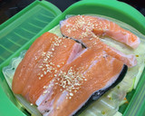 Foto del paso 3 de la receta: Salmón con verduras en Lékué / Salmón con limón en Lékué