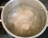 Hình bước làm 2 của món Canh củ sen hầm xương