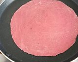 A picture of step 4 of Beetroot wheat tortilla wrap.