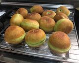 Foto langkah ke 6 dari resep Bomboloni Pandan.
