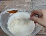 Foto del paso 3 de la receta: Helado de Choco-Bons (Shoko-Bons) en heladera