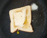A picture of step 6 of Egg in a hole #localfoodcontest-Nairobi North.