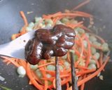 Hình bước làm 4 của món Cá Thầy Tu (Monkfish) Chiên Kèm Bún Tàu Xào Tương Hột
