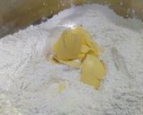 Foto langkah ke 1 dari resep Kue Biji Ketapang manis... gurih.