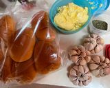 Foto langkah ke 1 dari resep Garlic Cheese Butter Bread.