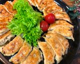 A picture of step 5 of Fried and Boiled Gyoza.