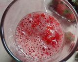 Foto langkah ke 3 dari resep Jus Strawberry Creamy.