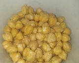 A picture of step 4 of Kabuli chanapickle.