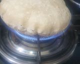 A picture of step 2 of Plain Roti.