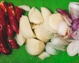 Foto langkah ke 2 dari resep Telur Ceplok Kecap.