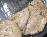 Foto del paso 2 de la receta: Lomo de cerdo 🐖 en salsa