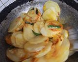 A picture of step 2 of Masala Aloo.