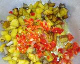 A picture of step 6 of Meaty plantain stuffed bell pepper.