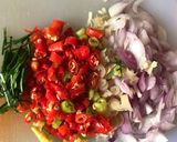 Foto langkah ke 4 dari resep Nila Goreng Sambal Matah.