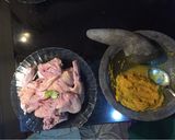 Foto langkah ke 1 dari resep Ayam goreng bumbu kuning.