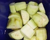 Foto langkah ke 2 dari resep Gulai Udang Telur Puyuh.