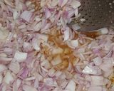 A picture of step 6 of Koshari Arabic dish 😋.