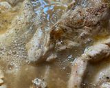 Foto del paso 2 de la receta: Pechuga de pollo en salsa con patatas a lo pobre