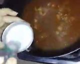 A picture of step 3 of Singaporean rice.