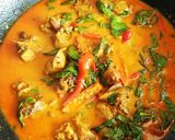 A picture of step 5 of Spicy Red Curry with Free-Range Chicken 🐓.