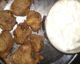 A picture of step 5 of Kuttu ke pakore.