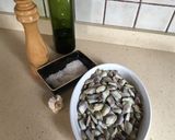 Foto del paso 1 de la receta Coquinas al ajillo