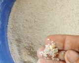 A picture of step 1 of Rice rawa.