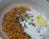 Foto langkah ke 2 dari resep Mie Goreng Pedas Korea (불닭볶음면/ buldakbokkemyeon).