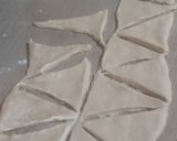 Foto del paso 5 de la receta: Masa única (ROLL DE CANELA Y MEDIA LUNA)