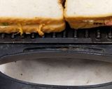 વેજ ગ્રીલ સેન્ડવીચ (Veg Grilled Sandwich Recipe in Gujarati) રેસીપી સ્ટેપ4ફોટો