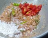 A picture of step 2 of Broken Wheat Upma.