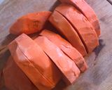 Édesburgonya hagymás-petrezselymes mártással (vegán) recept fázis 1 fotója