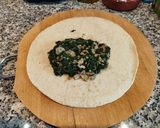 Foto del paso 7 de la receta: Burrito de pollo y espinacas con especias en base de Piadina o tortillas de trigo