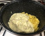 Foto del paso 9 de la receta Tagliatelle en salsa de nata con pollo y bacon