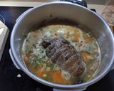Foto del paso 2 de la receta: Rôti de jabalí con ciruelas y piñones