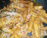 A picture of step 5 of Honey Chilli Potatoes.
