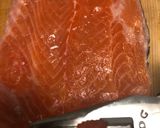 Foto del passaggio 1 della ricetta Salmone affumicato di Natale fatto in casa