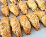 Kapros, sajtos, töltött kifli recept fázis 7 fotója